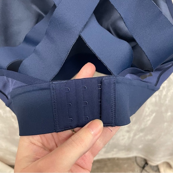 Brooks Drive Interlace Bra Women's 34C running sports bra activewear - Picture 7 of 9